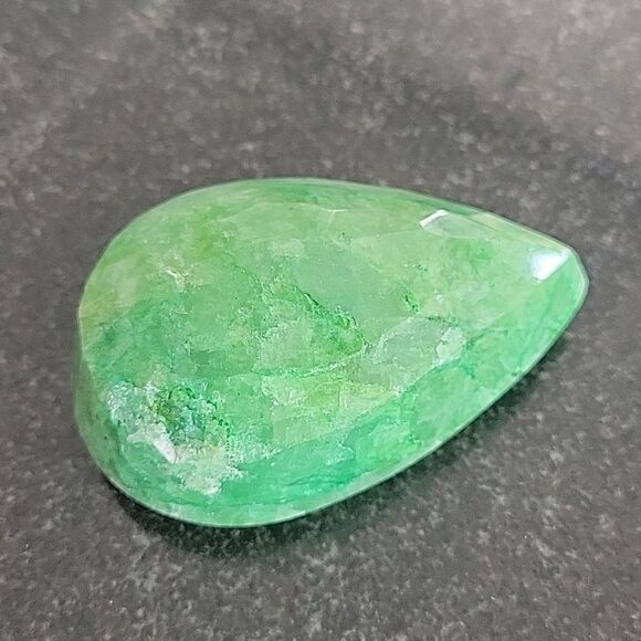 Natural Emerald Stone - Picture 2 of 7